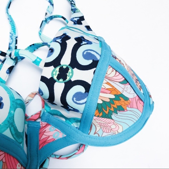 Maaji - Printed Underwire Bikini Top - Picture 5 of 7